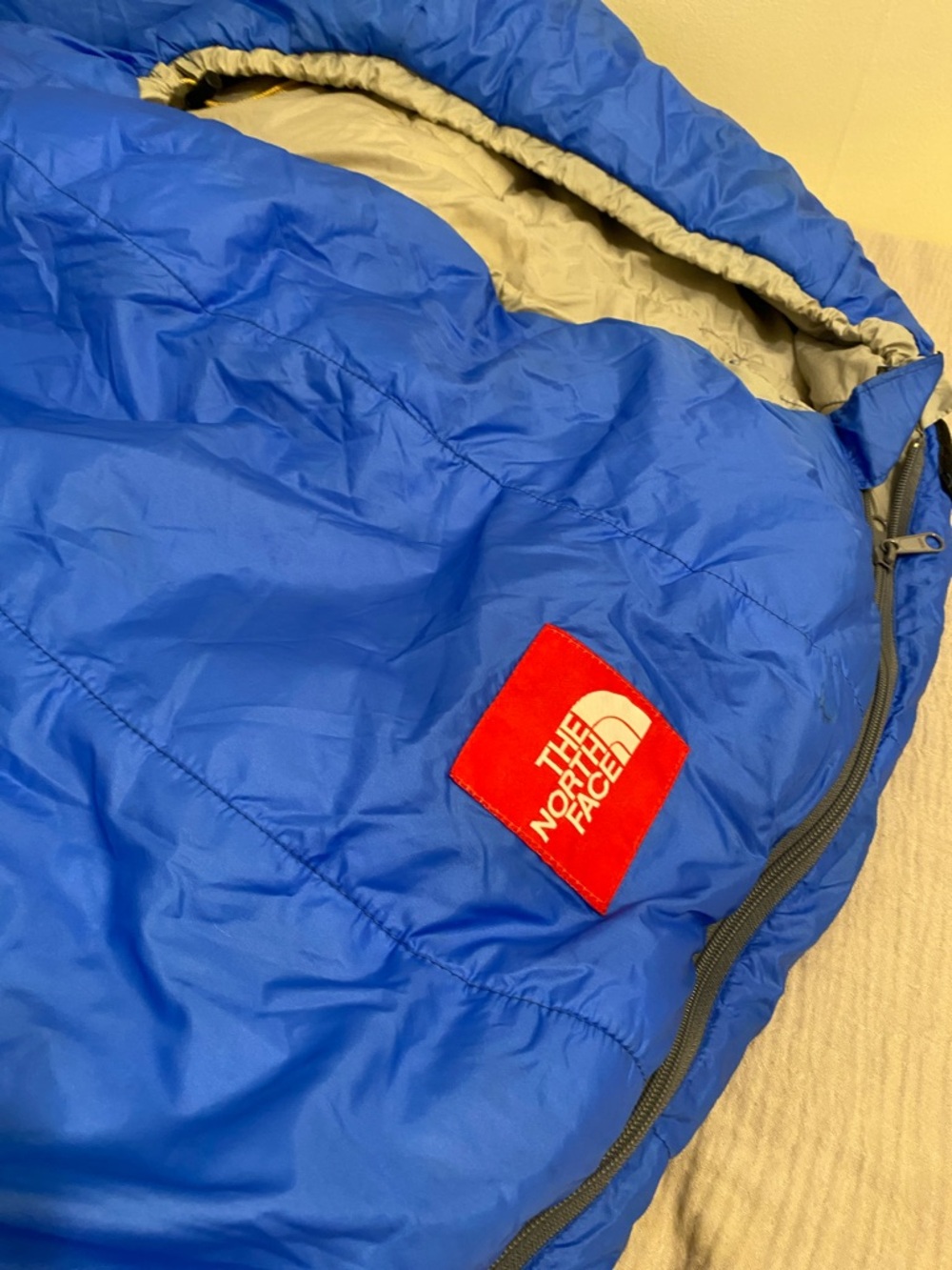 The North Face Cat's Meow Eco - Synthetic sleeping bag. 31”85”
